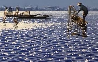 Fishing on the Inlay Lake